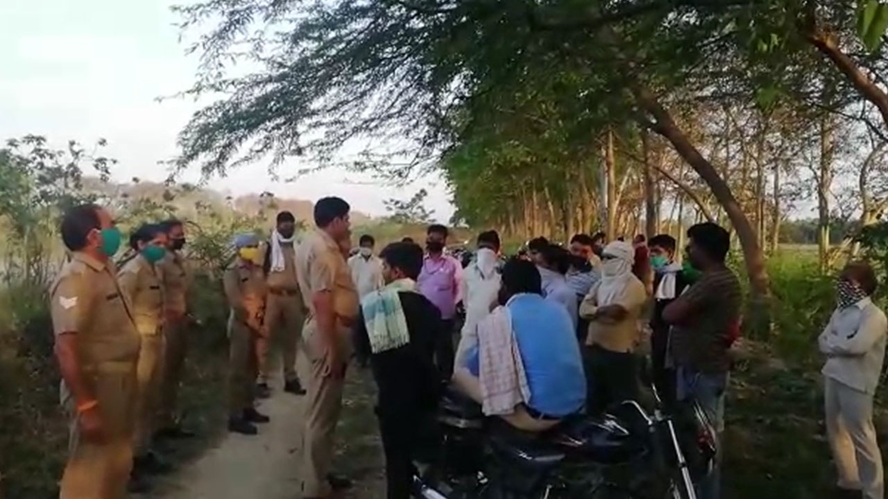 सीतापुर: दहेज में मिली गाड़ी पुलिस ने की सीज, आ...