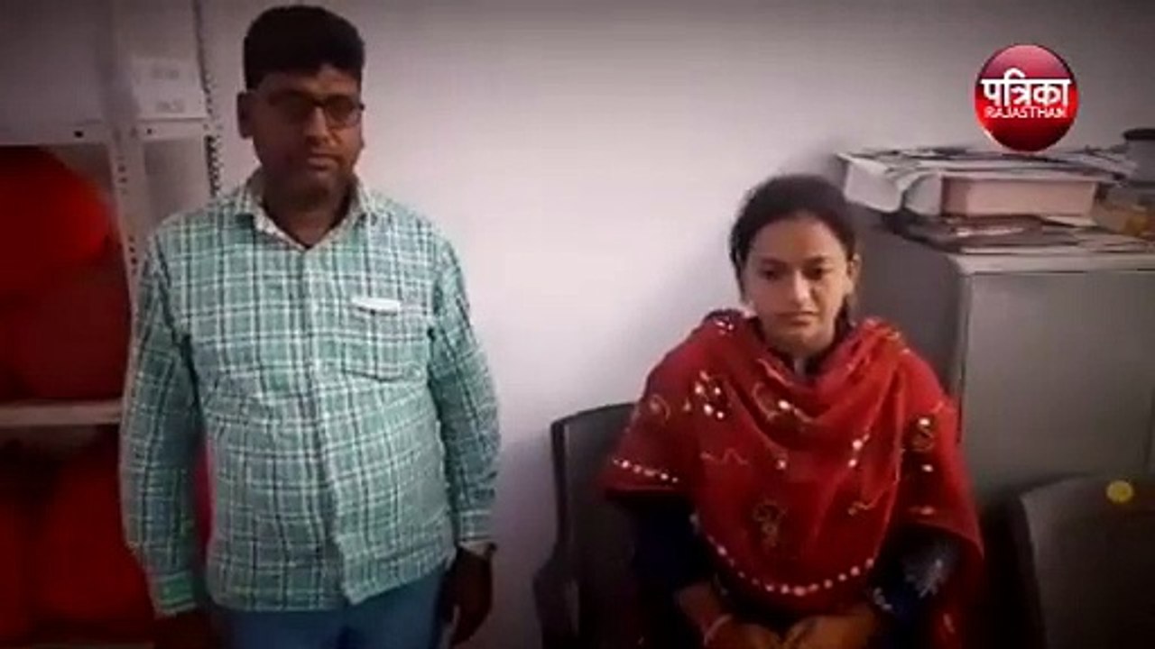 गलत काम करते पकड़ी गई महिला पटवारी