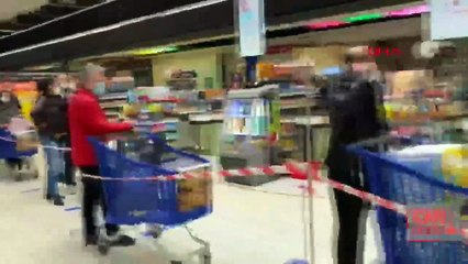 Marketlerde alışveriş yoğunluğu