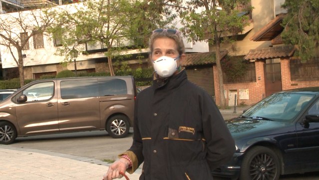 La Infanta Elena agradece el trabajo de los servicios públicos