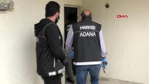 Adana'da hint keneviri serası ve bahçesine baskın 186 kök hint keneviri ele geçirildi