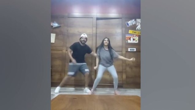 ಗಂಡ ಹೆಂಡ್ತಿ ಅಂದ್ರೆ ಹೀಗಿರಬೇಕು ಅಲ್ವಾ?ಒಟ್ಟಿಗೆ ಡ್ಯಾನ್ಸ್ ಮಾಡಿದ ಕ್ಯೂಟೆಸ್ಟ್ ಜೋಡಿ| Prajwal Devaraj & Ragini