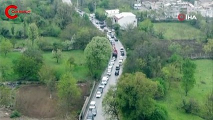 Akın ettiler! Yasak öncesi kilometrelerce kuyruk oluştu