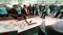 DÜZCE Fabrikada halaylı doğum günü kutlayan 15 kişiye para cezası