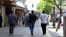 Diyarbakır'da, ramazan ve yasak öncesi alışveriş esnafı memnun etmedi
