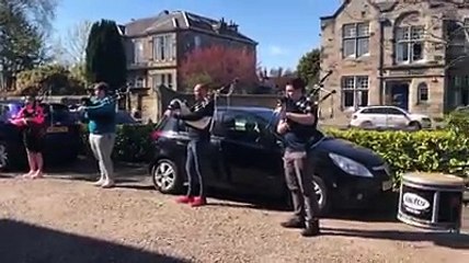 Pipe band performs at Kirkcaldy care home