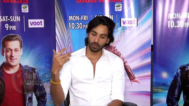 Arhaan Khan ACCUSES Rashami Desai For Playing Women Card and Reacts On BANK FRAUD Controversy