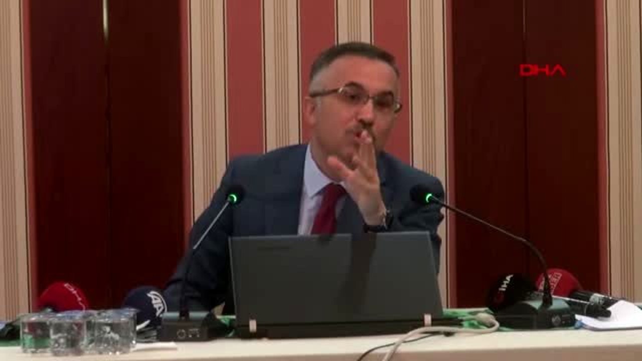 Rize Valisi Çeber 50 bin çay üreticisinin memlekete geliş izni iptal edildi