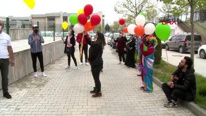 Elazığ'da lösemili çocuklara 23 Nisan sürprizi