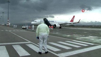 Suudi Arabistan'dan getirilen 182 Türk Erzurum'da karantinaya alındı