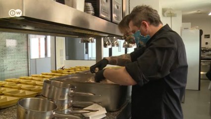 Мишленовский ресторан в Кёльне в условиях локдауна кормит бездомных (22.04.2020)