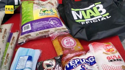 ◤行动管制◢ 吉哥体恤德士佬 慨赠500分粮食