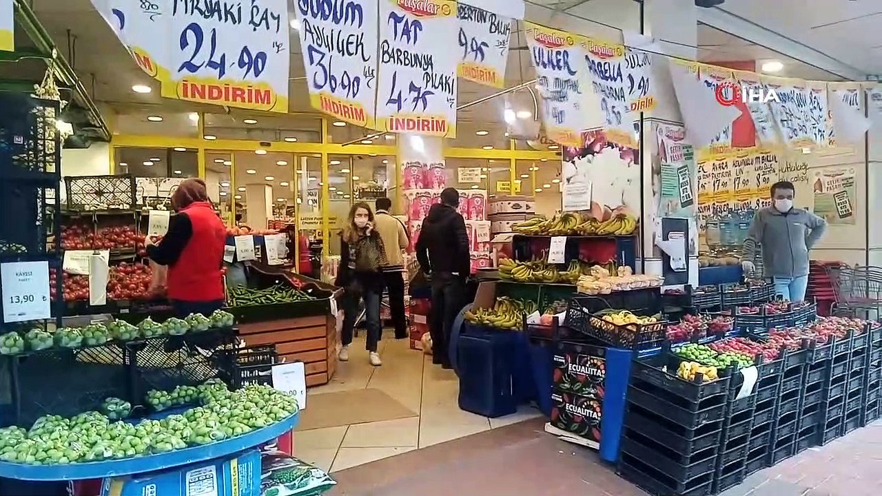 Zonguldak halkı Ramazan ve kısıtlama öncesi marketlere koştu
