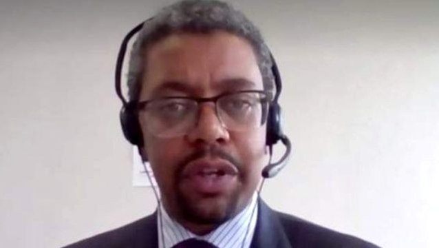 Zoom mikrofonu açık kalan Gallerli Sağlık Bakanı'nın milletvekiline ettiği küfür yayına yansıdı