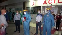 Adana Demirspor taraftarları sağlık çalışanlarına destek verdi