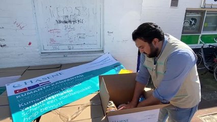 Hasene Hollanda'dan ihtiyaç sahiplerine gıda yardımı