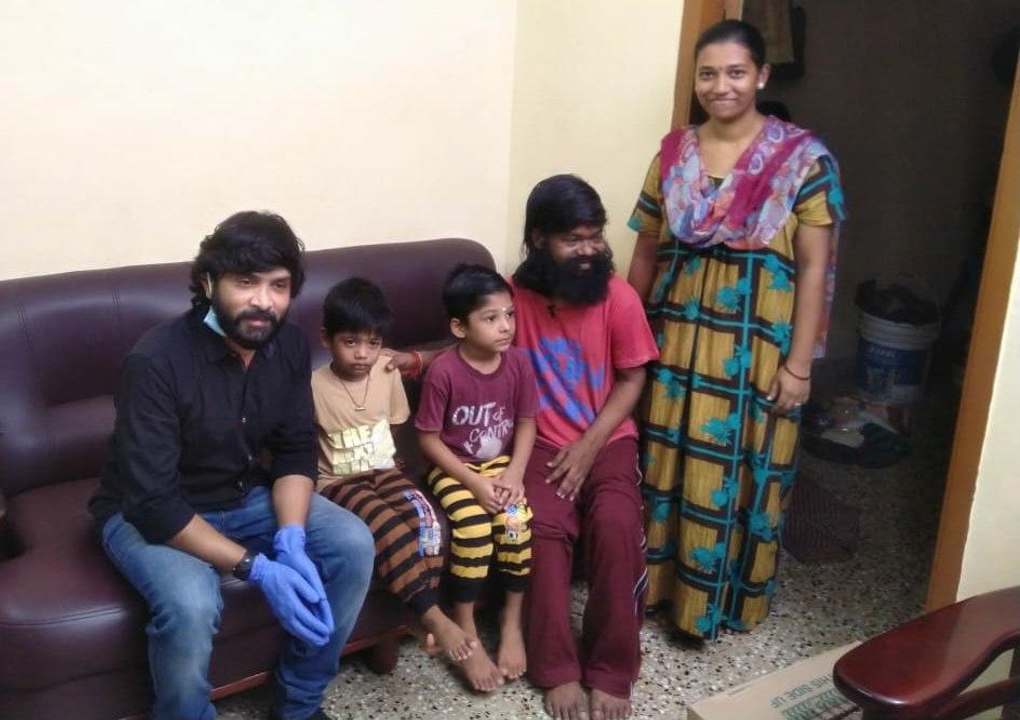 Billa 2 Theepetti Ganesan குழந்தைகள் படிப்பு செலவு ஏற்ற Snehan