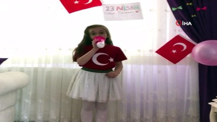 İstanbul’daki çocuklar 23 Nisan’ı ilk kez evde kutladı