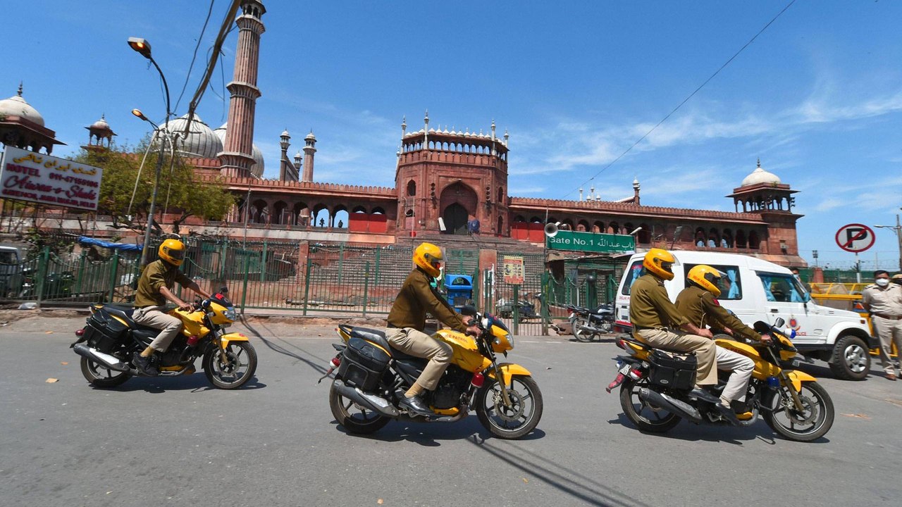 50 News: 11 test Covid-19 positive in Jama Masjid area