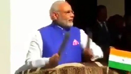 மோடி ட்ரம்பை வைத்து அசத்தல் வீடியோ.. எடிட்டிங்கால் இம்ப்ரஸான இயக்குநர் - வீடியோ