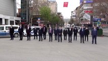 Niğde'de Atatürk anıtına çelenk sunuldu