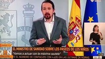 Pablo Iglesias convierte la rueda de prensa en un circo: se disfraza de ‘payasete’ para hablar con los niños