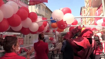 Sanat Akademisi üyelerinden evde kalan çocuklara 23 Nisan sürprizi