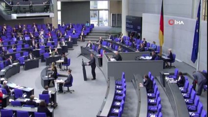 - Almanya Başbakanı Merkel: "Salgının hala başındayız"- Eyalet valilerine tepki