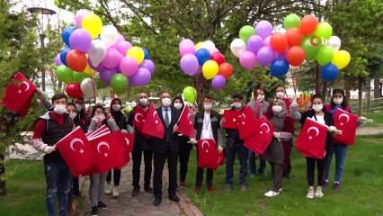 23 Nisan’da 23 mahalle, 23 sokakta çocuklara uçan balon ve bayrak sürprizi