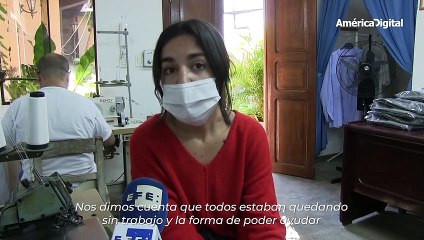 Fábrica de ropa confecciona sábanas para donar a hospitales en Paraguay