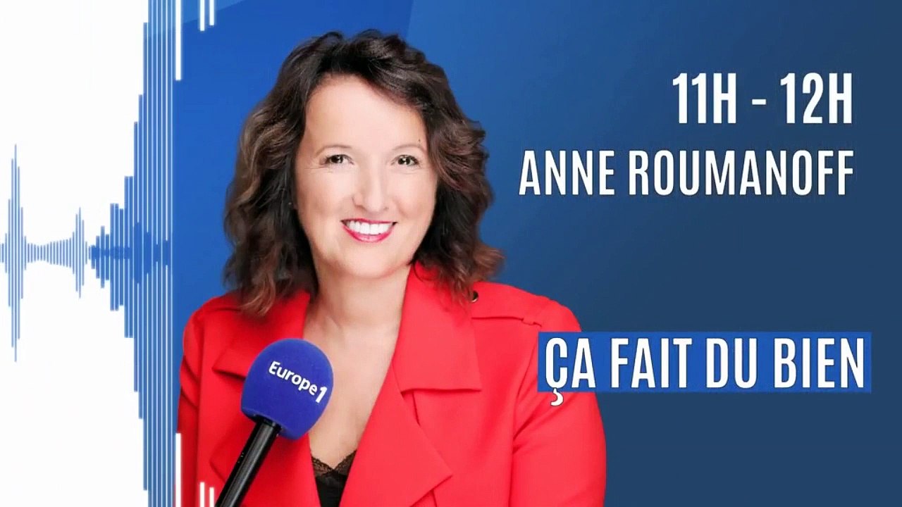 Pendant le confinement, Arnaud Ducret s'initie à la pole dance avec sa fiancée Claire Francisci