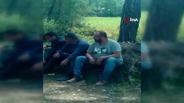 Kaçak defineciler önce fotokapana sonra jandarmaya suçüstü yakalandı