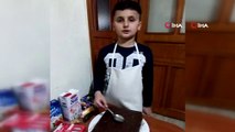 Çocuklar Türk bayraklı pasta yapıp 23 Nisan'ı kutladı