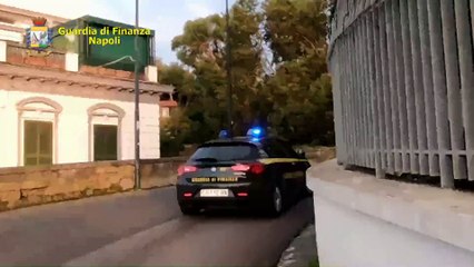 Droga in 90 plichi postali, sequestro in un hub di smistamento napoletano (23.04.20)