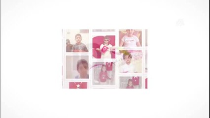 Kanser hastalığıyla mücadele eden çocuklar, Ceceli ile 23 Nisan şarkısını söyledi