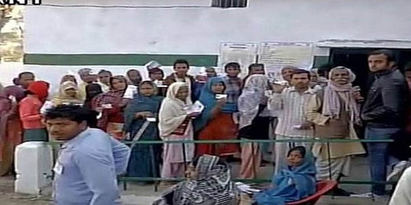 उत्तर प्रदेश चुनाव 2017: पांचवें चरण के लिए 51 सीटों पर मतदान जारी