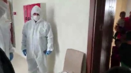 Karantina yurdundaki çocuklar 23 Nisan'ı kutladı