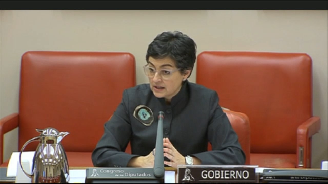 Laya defiende la gestión del Gobierno con los viajeros españoles