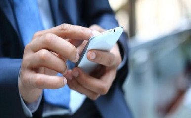 क्या मोबाइल पहुंचा सकता है आपको नुकसान? जानें क्या है माजरा