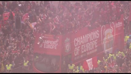 Liverpool parade Champions League trophy