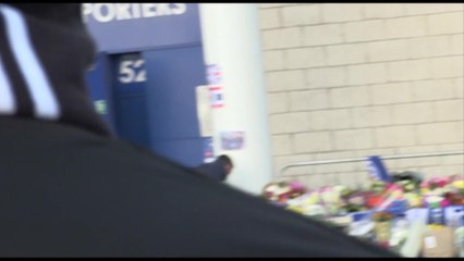 Leicester players arrive to pay tribute to owner