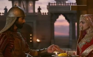 'पद्मावती' में दीपिका की भूमिका के खिलाफ गुजरात में हुआ विरोध