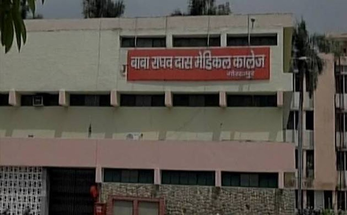 गोरखपुर: मौत का सिलसिला जारी है, 96 घंटे, 76 मौत