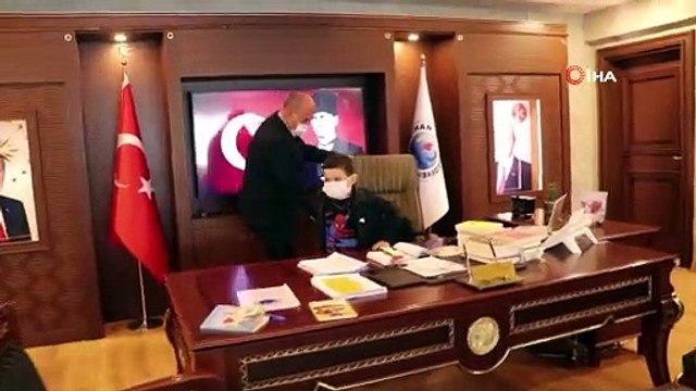 Annesi sağlık çalışanı, babası polis olan Yağız, temsili başkan oldu