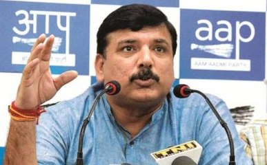 संजय सिंह का आरोप: कपिल मिश्रा को 'शिखंडी' बना AAP के खिलाफ इस्तेमाल कर रही है बीजेपी