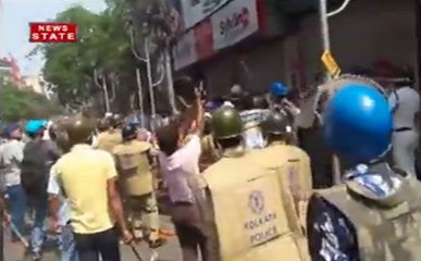 बीजेपी कार्यकर्ताओं ने किया ममता सरकार के खिलाफ प्रदर्शन