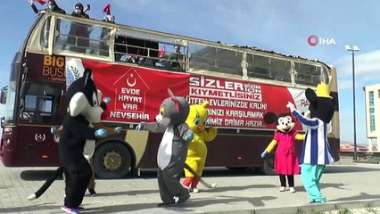 Nevşehir’de karantinada kalan işçilere moral konseri düzenlendi