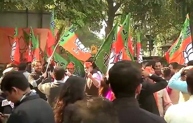 Скачать видео: गुजरात चुनाव: पीएम मोदी के गढ़ मणिनगर से बीजेपी की जीत