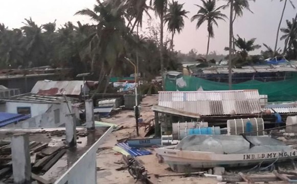 ओखी तूफान से केरल और तमिलनाडु में तबाही