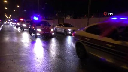 Kars'ta 23 Nisan coşkusu...Onlarca araçlık konvoy caddeleri kilitledi